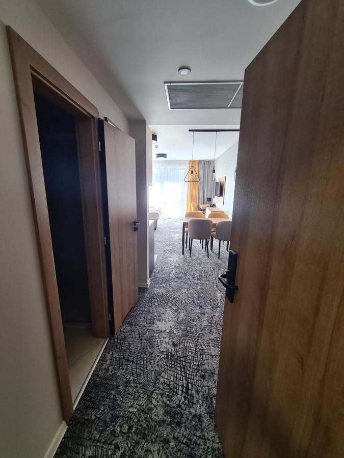 Akvamarin Besenova Apartman公寓 外观 照片
