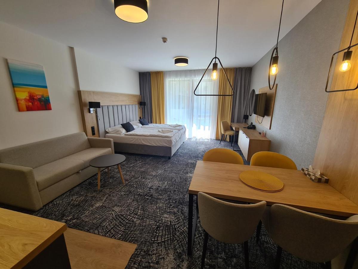 Akvamarin Besenova Apartman公寓 外观 照片